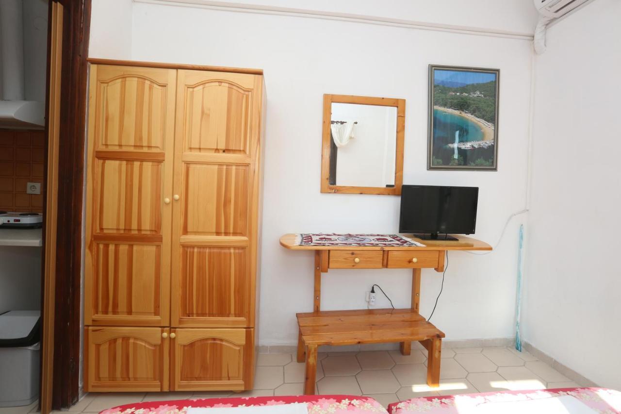 Apartments Villa Castor Pefkochori Exterior foto